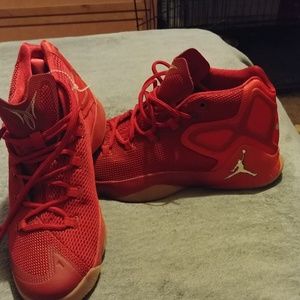 NWOT Men's Jordan Melo M12